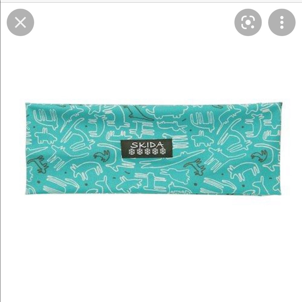 LOOKING TO BUY skida kids hat!